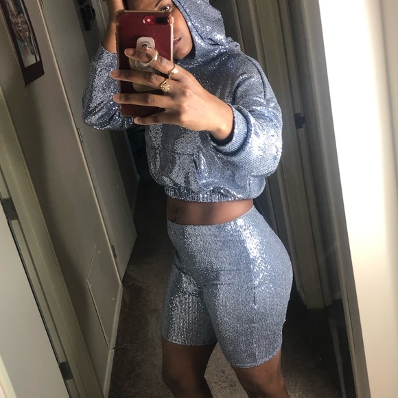 Sequin short set (two-piece) - Picture 9 of 9